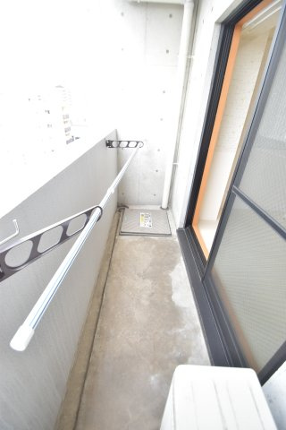 大阪市都島区都島本通３丁目の賃貸マンションのバルコニー