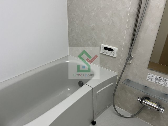 リジョイスの浴室