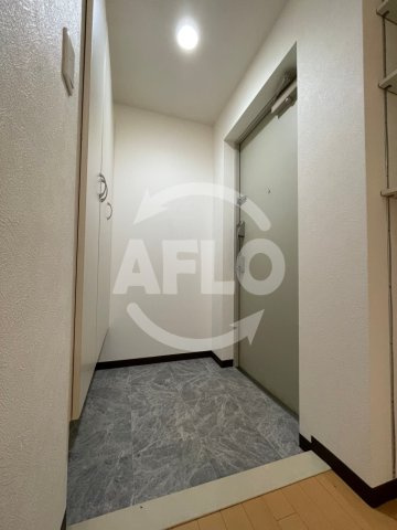 ヴェルドミール・ユモト　東粉浜小学校区の玄関|ヴェルドミール・ユモト　玄関