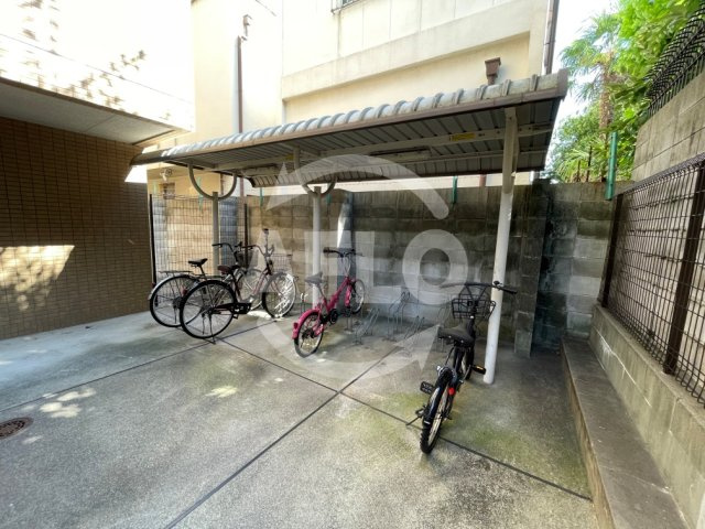 ヴェルドミール・ユモト　東粉浜小学校区のその他共用部分|ヴェルドミール・ユモト　駐輪場