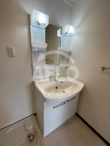 ヴェルドミール・ユモト　東粉浜小学校区の独立洗面台|ヴェルドミール・ユモト　独立洗面台