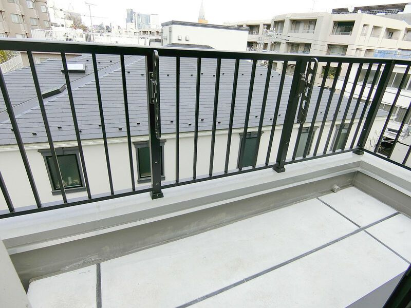 EXAM代々木八幡のバルコニー