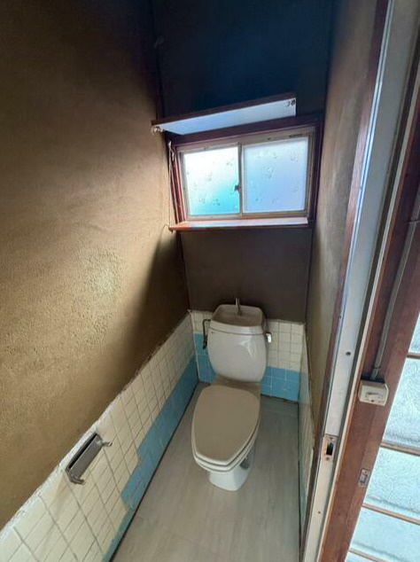 佐藤町牧野様借家のトイレ