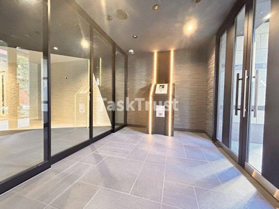 【エントランス】 | プレサンス大阪同心メゾヴィータ