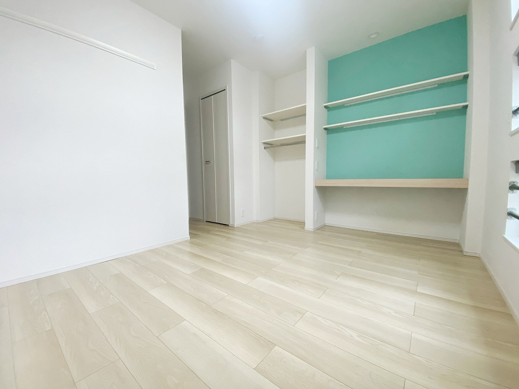 フォリアの洋室