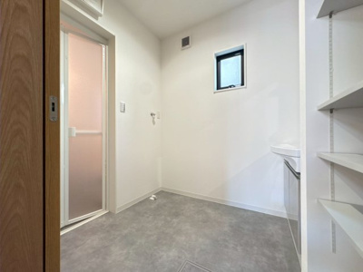 【洗面所】 | 豊中市宮山町4丁目貸家 D棟