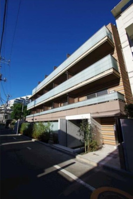 【外観】 | ブライズ杉並和泉 | 鉄筋コンクリート造のがっちりとした建物。