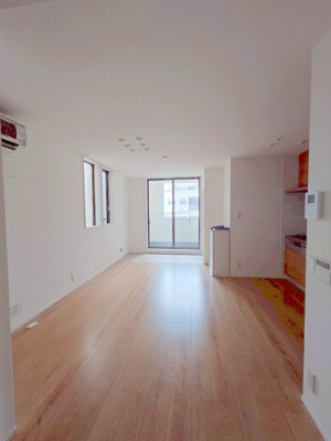 【居間・リビング】 | omochi'de akabane | ゆったりとしたリビングです