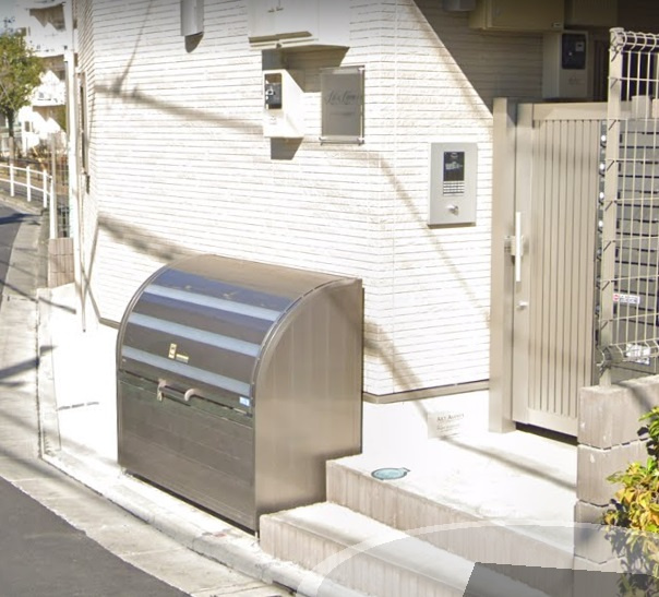 ラ・ルーチェお花茶屋のエントランス