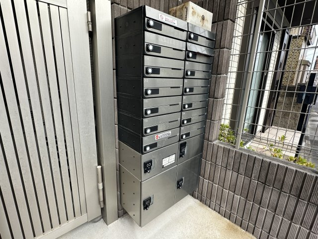 ラ・ルーチェお花茶屋のエントランス