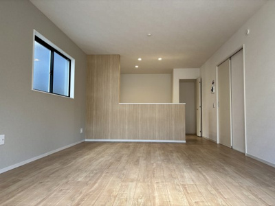 【居間・リビング】 | 立川市砂川町6丁目/新築戸建て