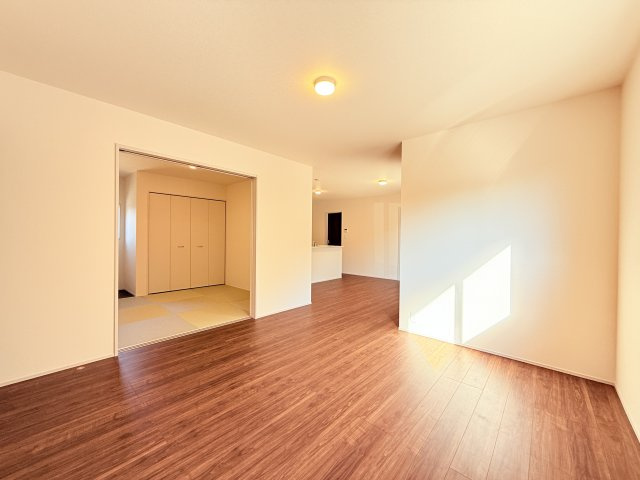 小美玉市小川第1　新築戸建　1号棟の居間・リビング