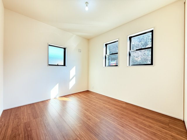 小美玉市小川第1　新築戸建　1号棟の洋室