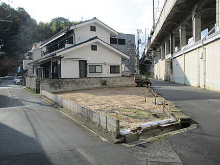 宮内2丁目の周辺