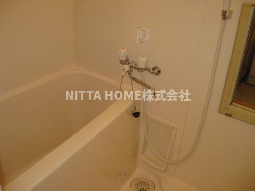 ユーミールグランの浴室|バストイレ別です♪