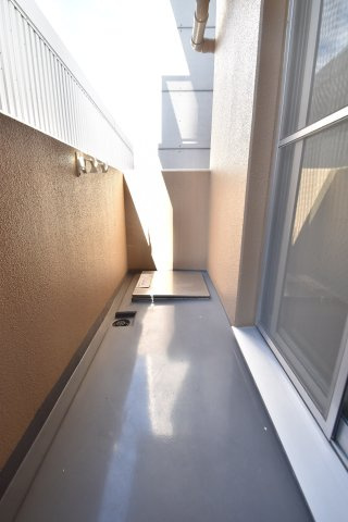 大阪市都島区中野町２丁目の賃貸マンションのバルコニー