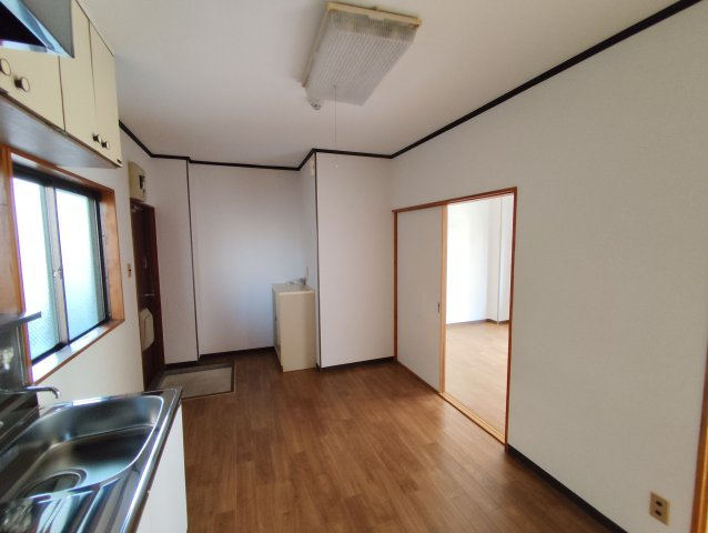 葛飾区奥戸３丁目の賃貸マンションの居間・リビング