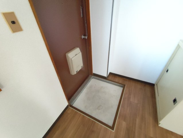 葛飾区奥戸３丁目の賃貸マンションの玄関