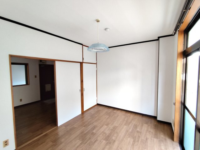 葛飾区奥戸３丁目の賃貸マンションの居間・リビング