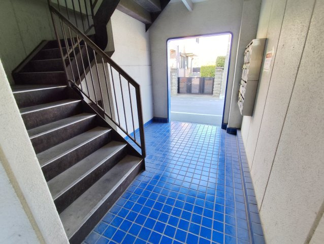 葛飾区奥戸３丁目の賃貸マンションのロビー