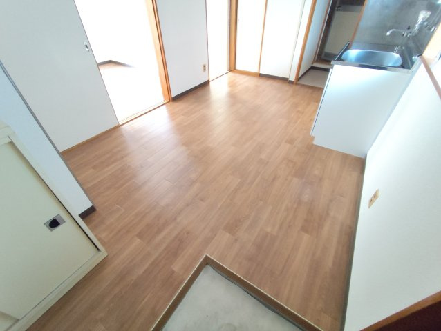 葛飾区奥戸３丁目の賃貸マンションの居間・リビング