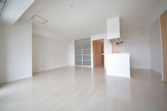 【居間・リビング】 | グランルージュ谷町六丁目 | Scent Hills(セントヒルズ)　リビング・ダイニングスペース