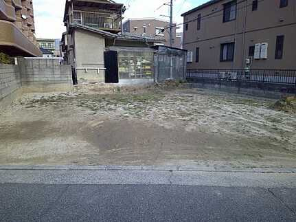 安芸郡海田町南昭和町の前面道路含む現地写真