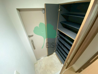 【玄関】 | C.P.B.S | 下駄箱もしっかりついてます！