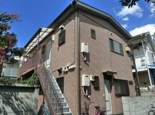 セ・ラッスレルのエントランス