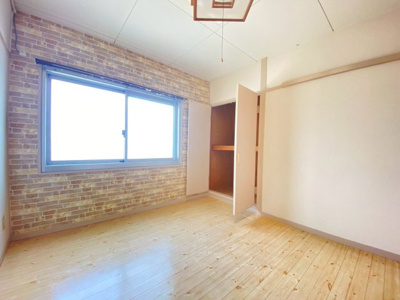 【洋室】 | ヴィラ春日丘