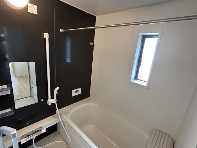 徳島市丈六町長尾建売第１の浴室