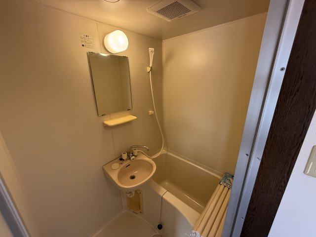 シャンピア蛍の浴室