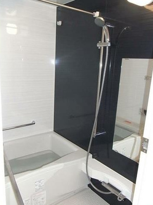 【浴室】 | メゾンカルム西新宿 | 追い焚き機能・浴室乾燥機付きバス。