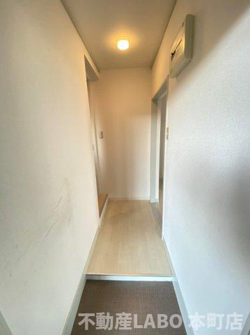 松栄大正ハイツの玄関