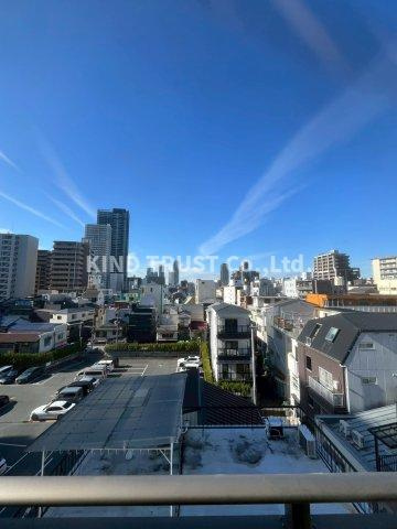 サンシステム天六駅前ビルの駐車場|駐車場です