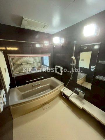 サンシステム天六駅前ビルの浴室|落ち着いた空間のお風呂です