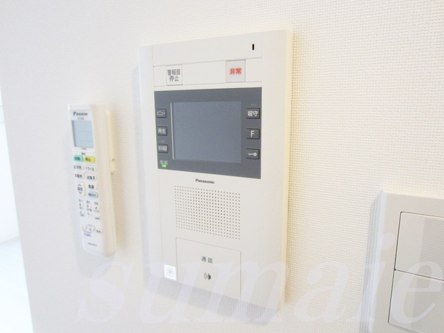 ＡＺＥＳＴ東十条のセキュリティ|安心のモニター付きインターホン完備です！