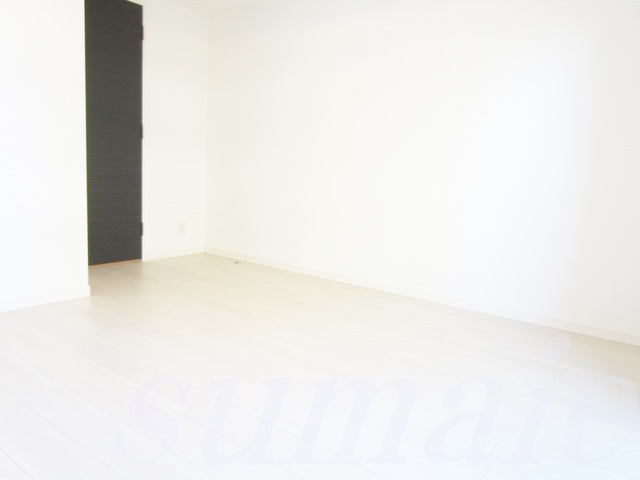 ＡＺＥＳＴ東十条の寝室|綺麗なフローリングのお部屋です♪