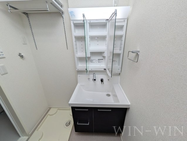 ヒカルサ豊橋小池の独立洗面台|イメージ（同施工会社同一モデルの写真です）