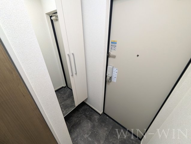 ヒカルサ豊橋小池の玄関|イメージ（同施工会社同一モデルの写真です）