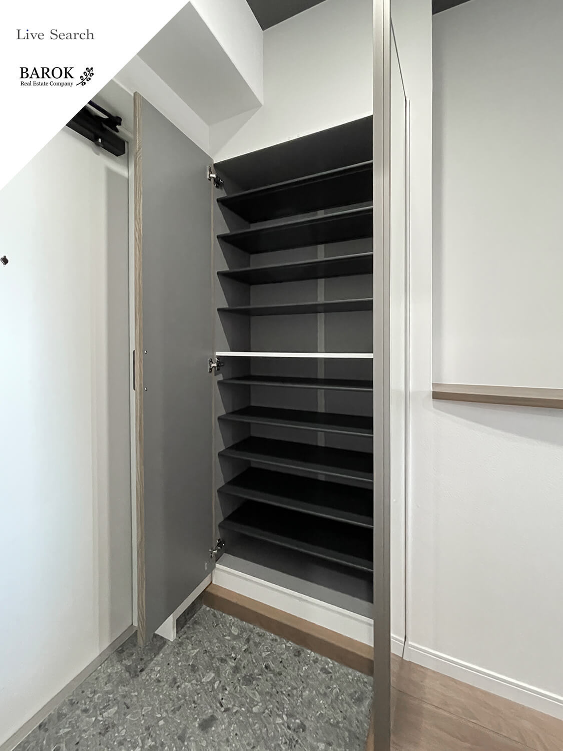 PRADO OHASHIの玄関