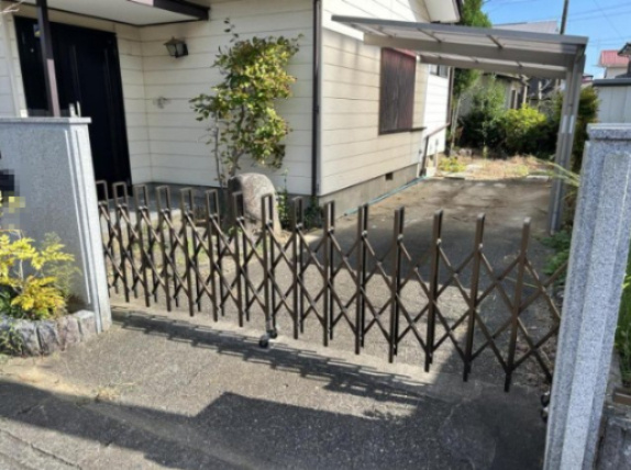 那珂郡東海村大字須和間　中古戸建の駐車場