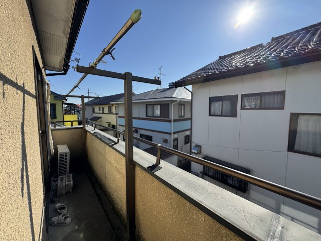 -三丁目不動産-　上里町神保原　中古戸建のバルコニー