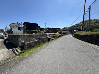 【前面道路含む現地写真】 | 御陵下町字八牟田 土地