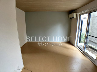 【居間・リビング】 | ローズコート宇頭 | ゆったり過ごせるリビングです
同型タイプ