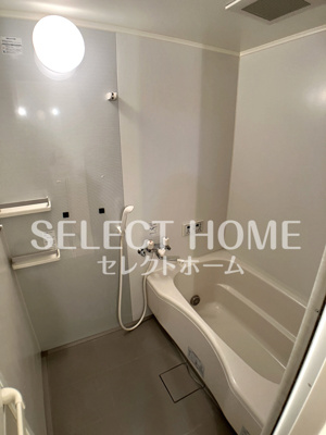 【浴室】 | ローズコート宇頭 | 日々の疲れを癒すお風呂付です
同型タイプ
