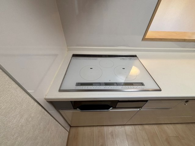 市川市大野町１丁目　中古戸建のキッチン