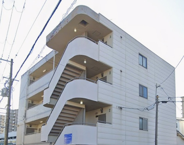 鶴見シャトークワジマ