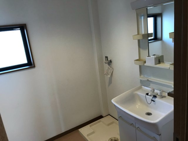 アルテフラッツの洗面所|現状有姿とさせていただきます