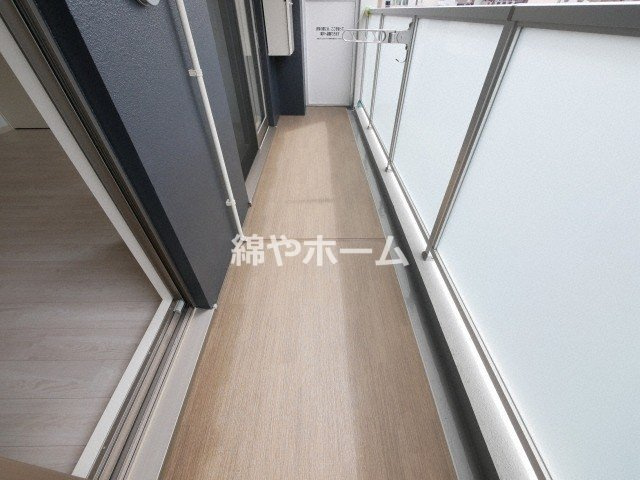 エステムコート難波VIエントのバルコニー|開放的で明るい空間を演出してくれるバルコニーです